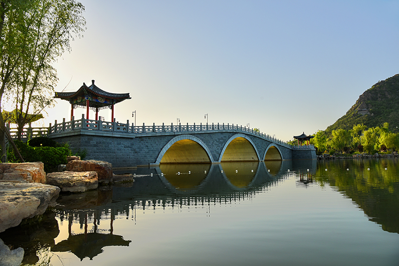 濟(jì)南華山洼濕地公園崇正橋、煙雨橋